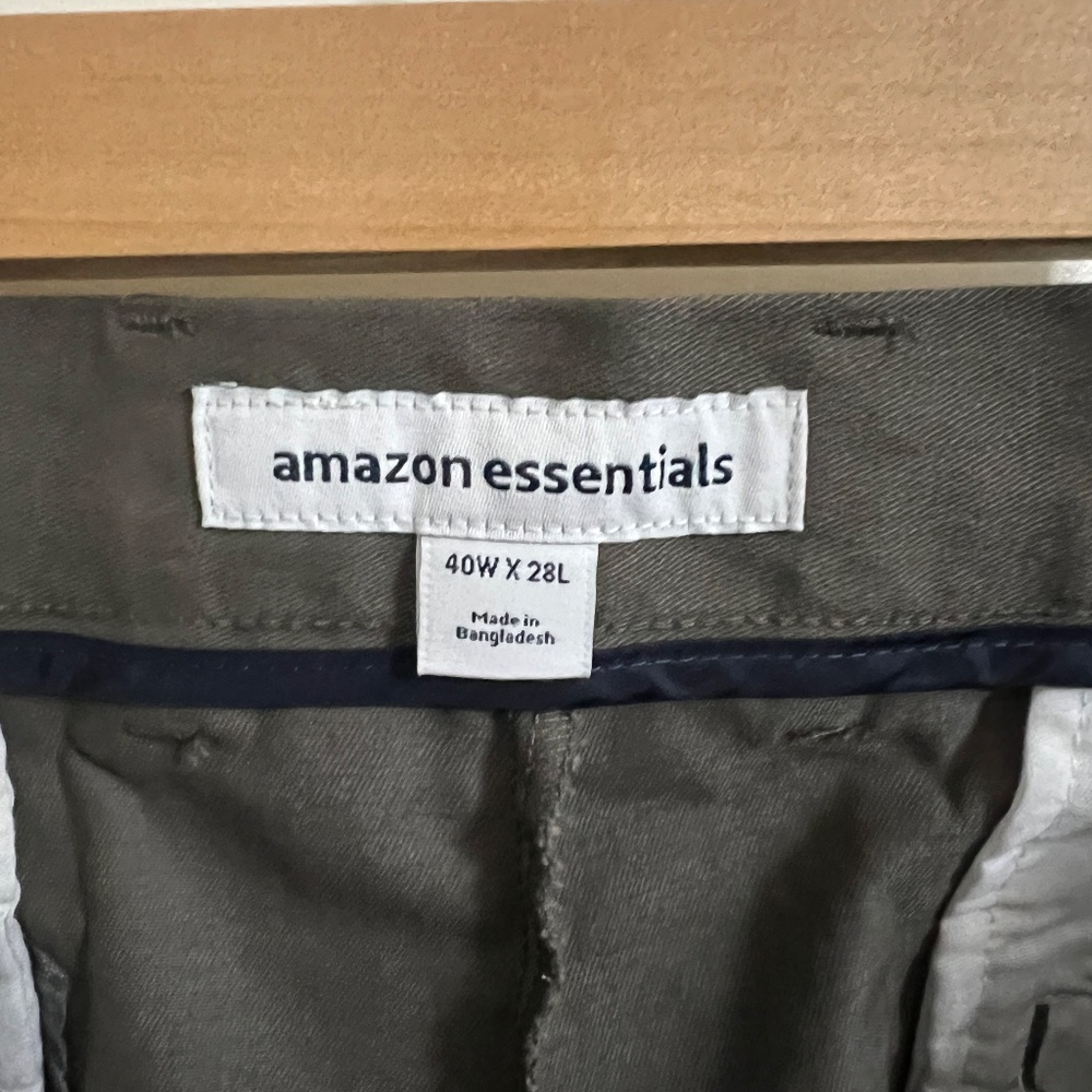 NWT Mens Amazon Essential Brown dress pants 40x28 - NWOT - Picture 3 of 3